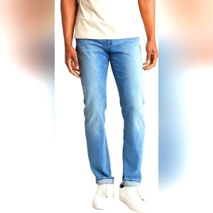 BP Relaxed fit stretch jeans  size 31